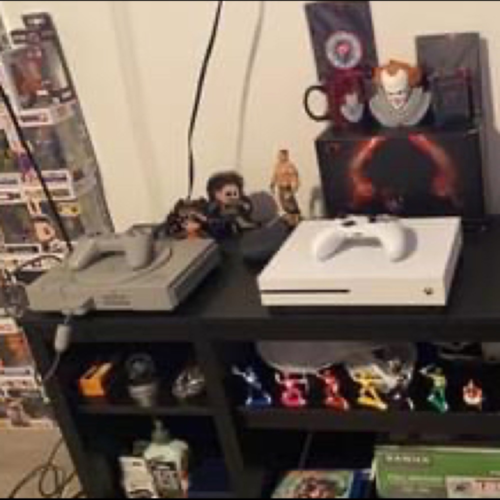 Xbox one and Playstion one